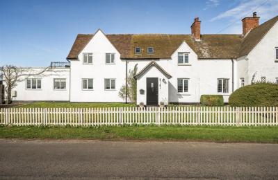Knot House